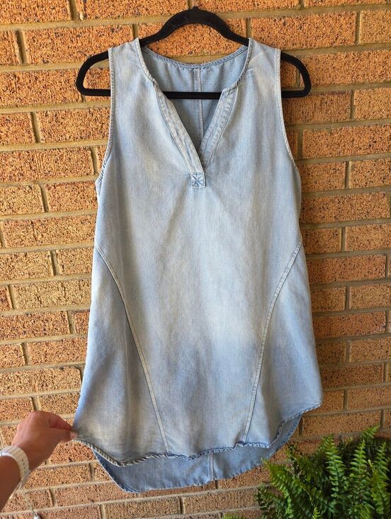 Cupshe Tops - Cupshe Light Wash Denim Tunic Tank Dress V-Neck Chambray Sleeveless Medium